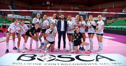 La Bosca S.Bernardo Cuneo in posa con Nicolò Omento,