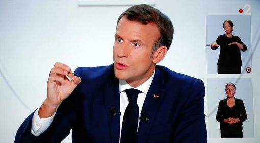Macron parla alla Francia, da sabato riapriranno i negozi e a dicembre tornerà il coprifuoco Macron parla alla Francia, da sabato riapriranno i negozi e a dicembre tornerà il coprifuoco