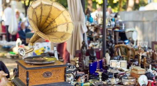 Bra: il mercatino del vintage rinviato al prossimo 2 giugno