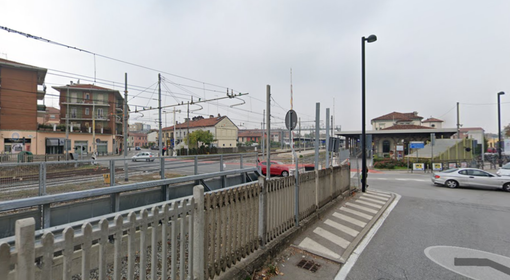 Bra, lavori di manutenzione notturni ai binari della ferrovia