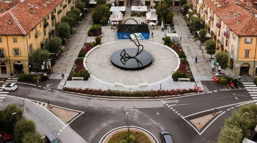 L'incidente avvenne il 7 febbraio 2023 in piazza Michele Ferrero ad Alba