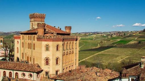 Il castello di Barolo Il castello di Barolo