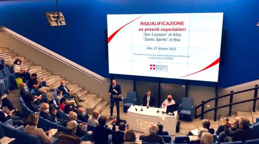 Ieri la Conferenza dei Sindaci che ha portato alla firma sull'accordo per la trasformazione dei due immobili in case della comunità