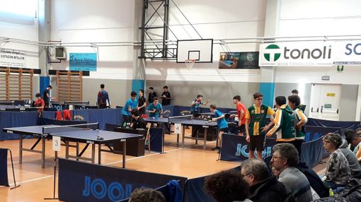 Tennistavolo: l' A4 Verzuolo fa incetta di medaglie al Trofeo "Acqua Eva"