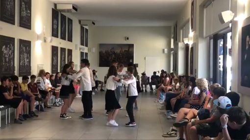 Da Brasov a Sommariva del Bosco: delegazione di studenti romeni in visita all’istituto comprensivo Arpino