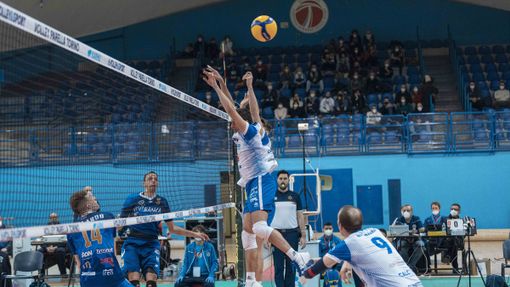 Volley maschile A3 - Savigliano lotta ma viene sconfitto dal Parella, Bonifetto: "In emergenza non basta il compitino, servono gli occhi della tigre!"