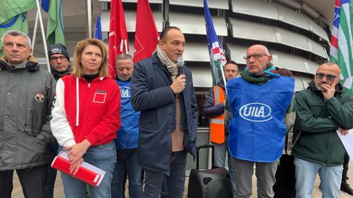 Il governatore Cirio alla manifestazione sindacale del novembre scorso