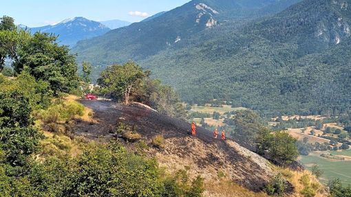 Un incendio sui monti di Vinadio, nel luglio scorso Un incendio sui monti di Vinadio, nel luglio scorso