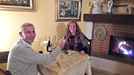 Un momento della cena offerta ai vincitori del concorso, che hanno brindato alla vittoria con un calice di Moscato d'Asti
