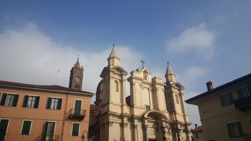 La chiesa parrocchiale di San Giovanni Battista a Bra La chiesa parrocchiale di San Giovanni Battista a Bra