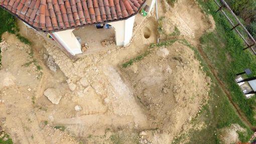 Montà, visite guidate agli scavi archeologici presso il Santuario dei Piloni Montà, visite guidate agli scavi archeologici presso il Santuario dei Piloni