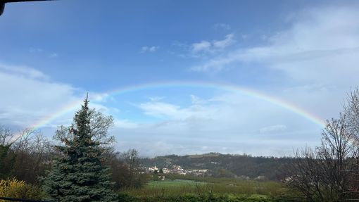 Una bella veduta di Somana presa dalla pagina Facebook del Comune