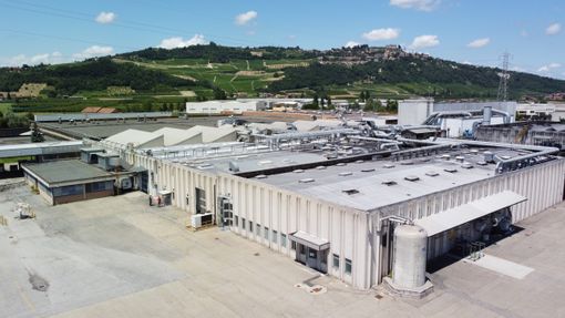 Lo stabilimento Sublitex di strada Tagliata ad Alba Lo stabilimento Sublitex di strada Tagliata ad Alba