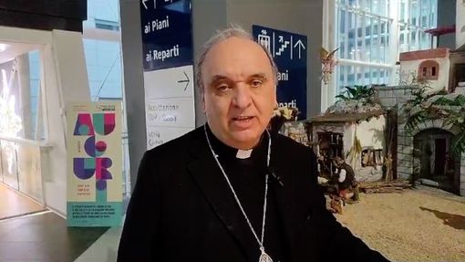 Il vescovo di Alba, monsignor Marco Brunetti Il vescovo di Alba, monsignor Marco Brunetti
