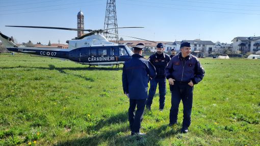 A Cuneo controlli dei carabinieri anche con l'elicottero [FOTO E VIDEO]