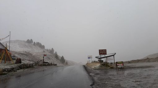 Bianco risveglio per il Colle della Maddalena: ecco i primi fiochi d'autunno