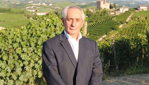 Luici Cabutto, il professore è il curatore di questo libro storico sulle Langhe