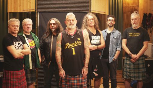 Al Cinema Vekkio di Corneliano d'Alba gli "Appunti Resistenti" dei Modena City Ramblers