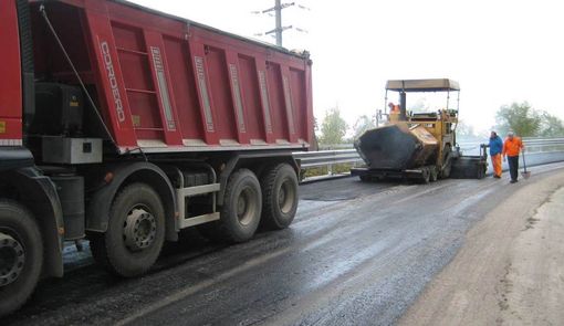 Manutenzione strade, tagli del 70% da Roma: la Provincia nel 2025 potrà asfaltare meno di 20 chilometri