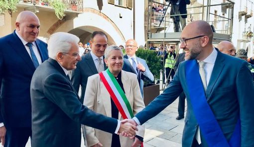 Il Presidente della Repubblica Sergio Mattarella ribadisce il ruolo centrale delle Province nel sistema delle autonomie locali Il Presidente della Repubblica Sergio Mattarella ribadisce il ruolo centrale delle Province nel sistema delle autonomie locali