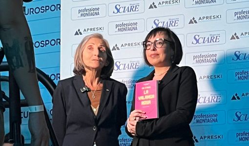 La Valanga Rosa arriva ad Alba: il primo libro sull'epopea dello sci femminile italiano