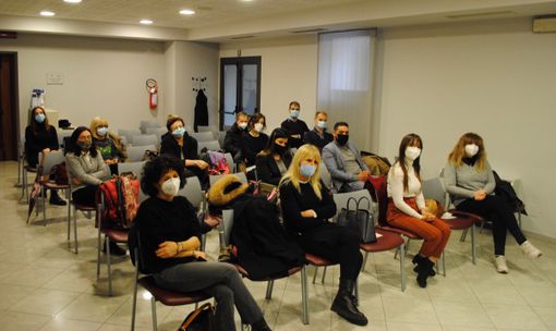 Da sinistra Fabrizio Pace, direttore A.C.A., Graziella Negri, capogruppo delle agenzie di viaggio, il sindaco Carlo Bo, la vicecapogruppo Nuccia Faccenda, il responsabile Area Marketing del Territorio A.C.A. Marco Scuderi Da sinistra Fabrizio Pace, direttore A.C.A., Graziella Negri, capogruppo delle agenzie di viaggio, il sindaco Carlo Bo, la vicecapogruppo Nuccia Faccenda, il responsabile Area Marketing del Territorio A.C.A. Marco Scuderi