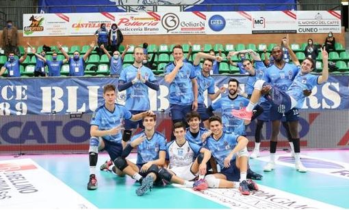 Volley maschile A2 - Cuneo show contro Siena, Serniotti e Wagner nel post match (VIDEO) Volley maschile A2 - Cuneo show contro Siena, Serniotti e Wagner nel post match (VIDEO)