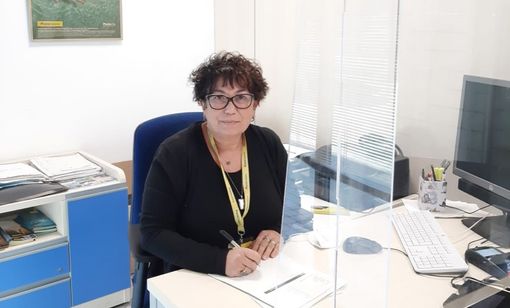 Alba, riconoscimento alla direttrice dell’ufficio postale di corso Langhe