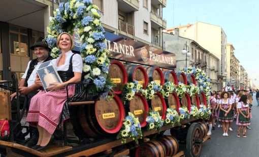Tutto pronto per la grande parata che apre la IV edizione del Paulaner Oktoberfest Cuneo 2019