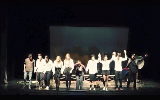 "Teatro contro il bullismo", protagonisti gli studenti di Alba "Teatro contro il bullismo", protagonisti gli studenti di Alba