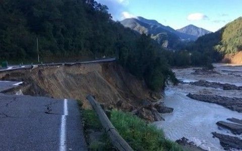 Per poter ripartire, a Limone Piemonte serve la dichiarazione dello stato di emergenza Per poter ripartire, a Limone Piemonte serve la dichiarazione dello stato di emergenza