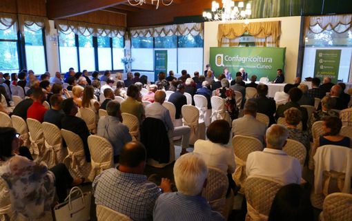 Un'assemblea di Confagricoltura Cuneo