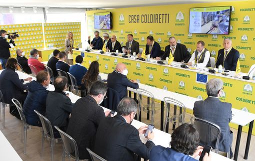 Una passata edizione del Vinitaly: l'evento si svolgerà dal 6 al 9 aprile a Verona con 4000 espositori Una passata edizione del Vinitaly: l'evento si svolgerà dal 6 al 9 aprile a Verona con 4000 espositori