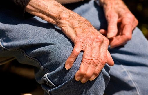 Il fatto di cronaca di Beinette accende il faro sulla solitudine dei caregiver