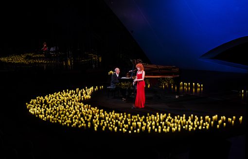 Fiorella Mannoia sul palco dell'Anima Festival: spettacolo a lume di candela con Danilo Rea al piano Fiorella Mannoia sul palco dell'Anima Festival: spettacolo a lume di candela con Danilo Rea al piano