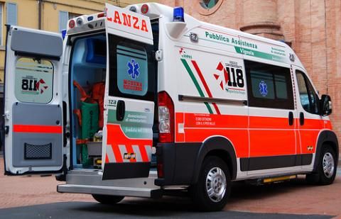 Un algoritmo al posto del medico sulle ambulanze? La Regione ferma tutto e gli infermieri "si offendono"