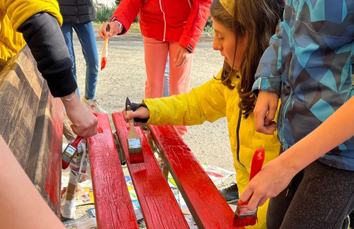 A Demonte una panchina rossa  in memoria di Federica Giraudo,  giovane borgarina vittima  di femminicidio nel 2006