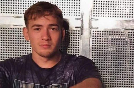 Uccise il padre e l'amico che li ospitava, la Procura chiede l'assoluzione per Sacha Chang: "Incapace di intendere e volere"