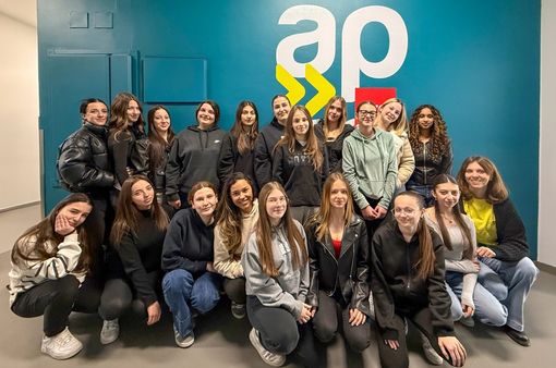 Le studentesse di Apro Formazione vincono il concorso del Comitato Resistenza e Costituzione della Regione Piemonte