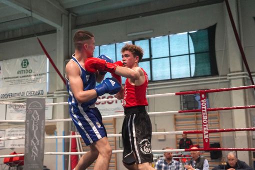 Boxe protagonista a Marene: tifo sugli spalti e spettacolo sul ring (FOTO)