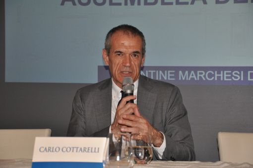 Carlo Cottarelli, è nato a Cremona il 18 agosto 1954