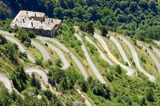 Riaperta la galleria del Col di Tenda: traffico regolare