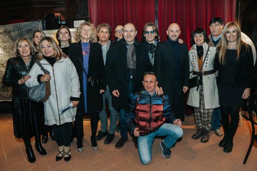 Alba, inaugurata l’esposizione d’arte collettiva “Tratti di pace” [FOTO]