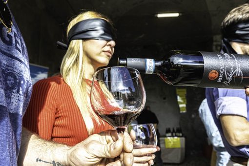 In occasione dell'ultima settimana di "Vendemmia a Torino - Grapes in Town", la degustazione alla cieca si apre a tutti, in un'ottica di inclusività