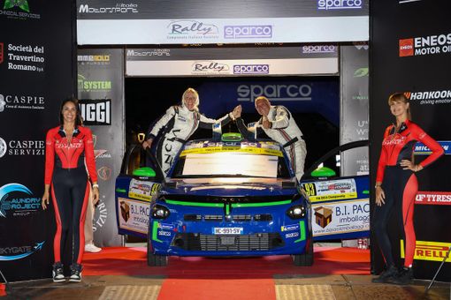 Il Rally di Roma Capitale sorride alla scuderia cuneese Alma Racing, sul podio nel Trofeo Lancia categoria “Expert” Il Rally di Roma Capitale sorride alla scuderia cuneese Alma Racing, sul podio nel Trofeo Lancia categoria “Expert”