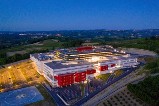 L'ospedale "Michele e Pietro Ferrero" di Verduno L'ospedale "Michele e Pietro Ferrero" di Verduno