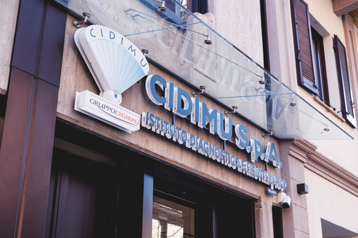 Le insegne di Cidimu arrivano in via Vivaro. Al Poliambulatorio San Paolo operano 99 medici specialisti e 17 professionisti sanitari ripartiti su 52 specialità mediche, oltre a 4 fisioterapisti