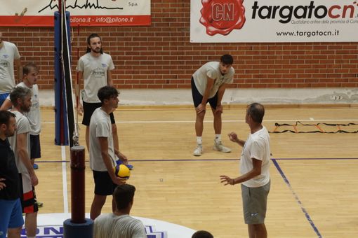 Volley maschile Serie B: primi allenamenti congiunti per il VBC Mondovì
