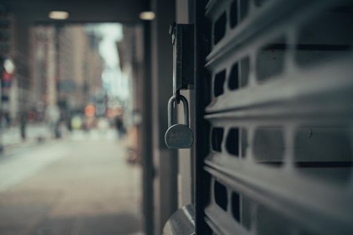 Commercio a rischio desertificazione in Piemonte: 1 negozio su 5 destinato a sparire entro il 2035