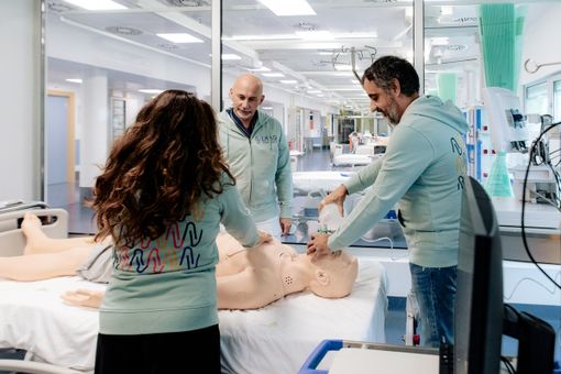 Oltre 500 professionisti tra medici e infermieri formati dal laboratorio di simulazione dell'ospedale di Verduno Oltre 500 professionisti tra medici e infermieri formati dal laboratorio di simulazione dell'ospedale di Verduno